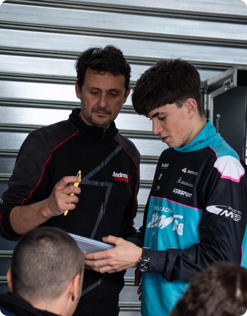 Aula práctica Aspar KSB Technical Academy mecánica de competición