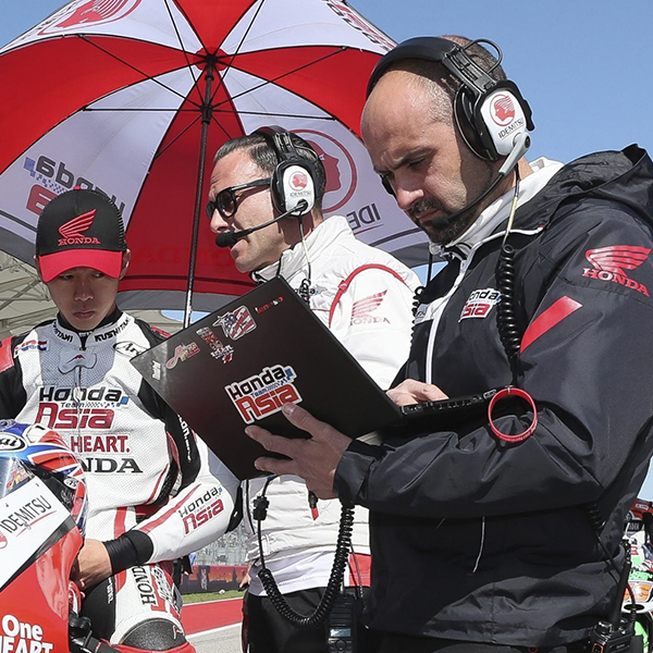 Jose Manuel Contreras, instructor mecánica motos competición Aspar KSB